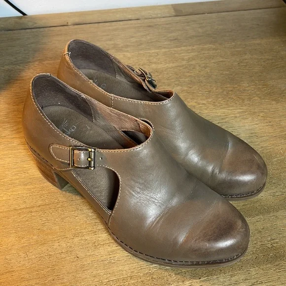 Dansko Brown Leather Heeled Mules - Picture 7 of 10